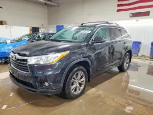 Toyota Highlander 3.5L 6 2014