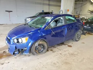 Chevrolet Aveo (Sonic) 1.8L 4 2013