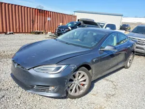 Tesla Model S 2017
