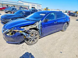 Nissan Altima 2.5L 4 2017