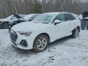 Audi Q3 2.0L 4 2025