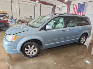 Chrysler Town & Country 4.0L 6 2010