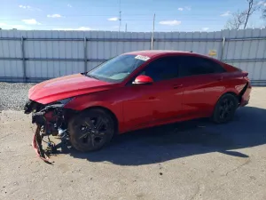 Hyundai Elantra 2.0L 4 2022