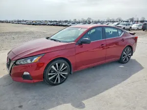Nissan Altima 2.5L 4 2020