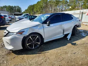 Toyota Camry 2.5L 4 2018