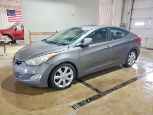 Hyundai Elantra 1.8L 4 2013