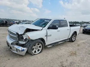 RAM 1500 5.7L 8 2017