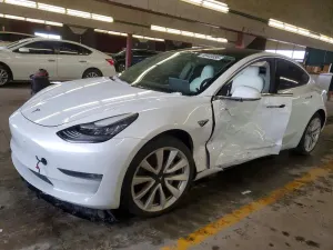 Tesla Model 3 2019