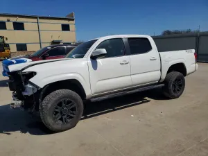 Toyota Tacoma 2.7L 4 2021