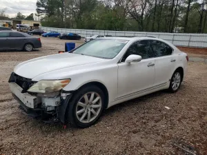 Lexus LS 4.6L 8 2010