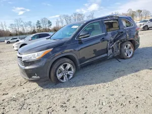 Toyota Highlander 3.5L 6 2016