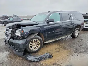 Chevrolet Suburban 5.3L 8 2016