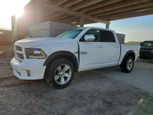 RAM 1500 5.7L 8 2013
