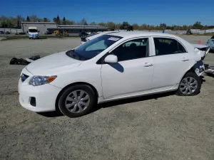 Toyota Corolla 1.8L 4 2013