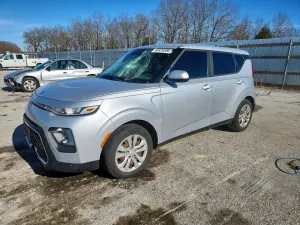 Kia Soul 2.0L 4 2020