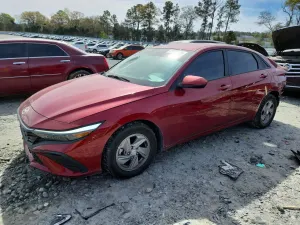 Hyundai Elantra 2.0L 4 2025