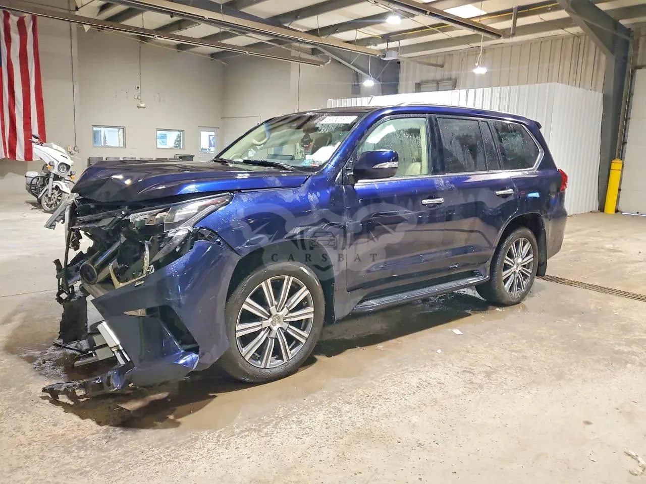 Lexus LX 5.7L 8 2016