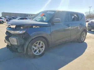 Kia Soul 2.0L 4 2022