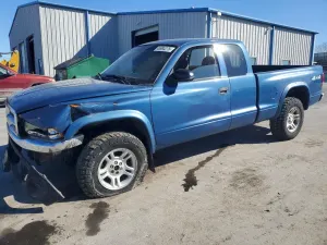 Dodge Dakota 4.7L 8 2004