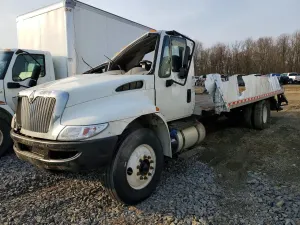 International DuraStar / 4000 6.7L 6 2019