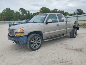 GMC Sierra 6.0L 8 2003