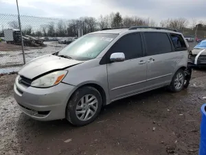 Toyota Sienna 3.3L 6 2004