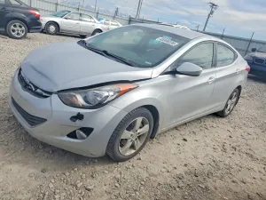 Hyundai Elantra 1.8L 4 2012