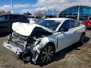 Nissan Altima 2.5L 4 2020
