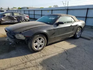 Ford Mustang 3.7L 6 2013