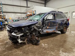 Subaru Outback 2.5L 4 2015