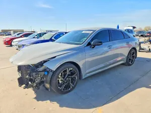 Kia K5 2.5L 4 2025