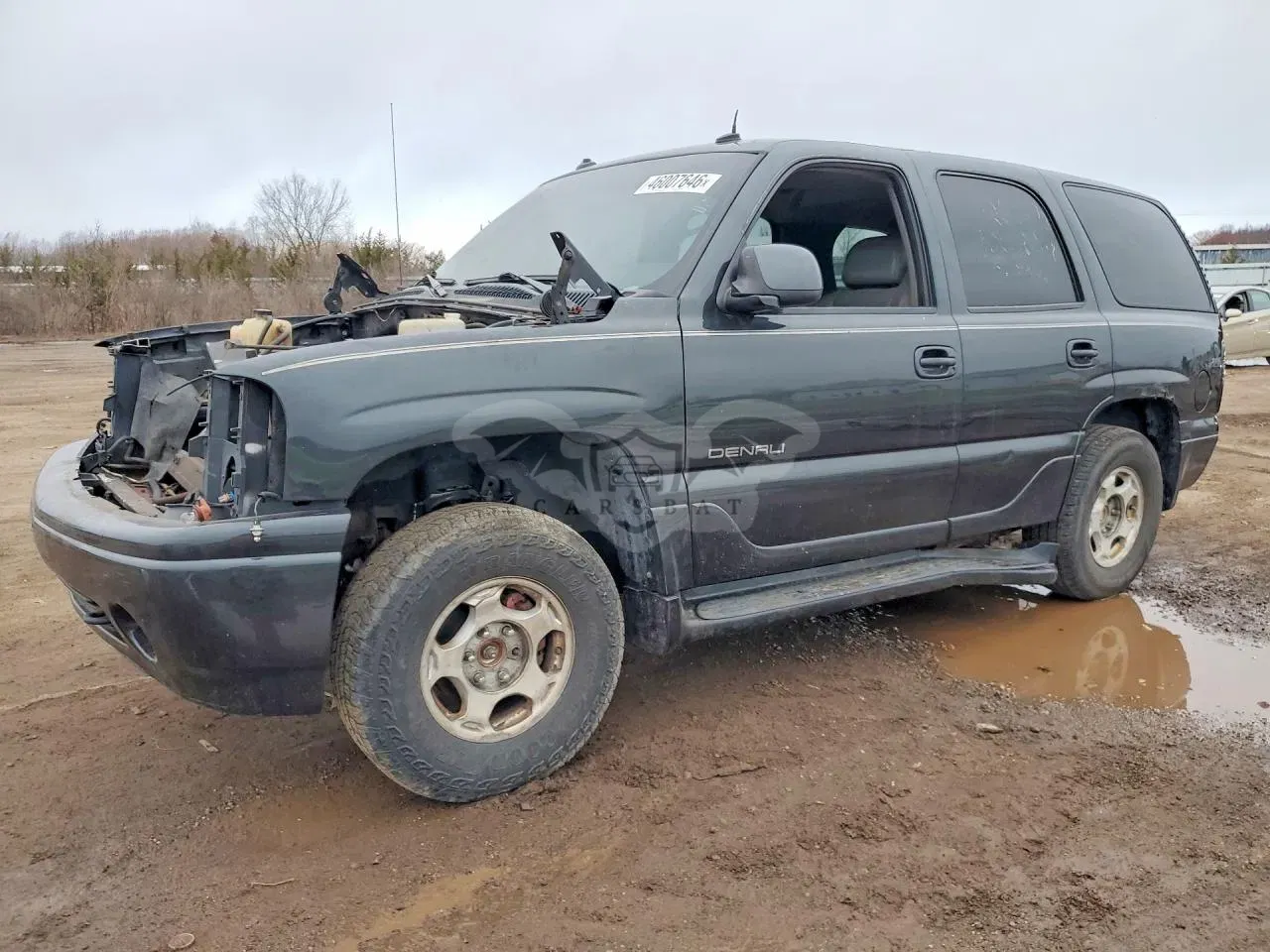 GMC Yukon 6.0L 8 2003