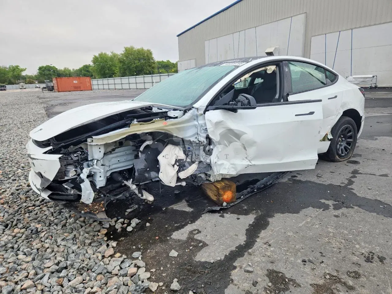 Tesla Model 3 2025