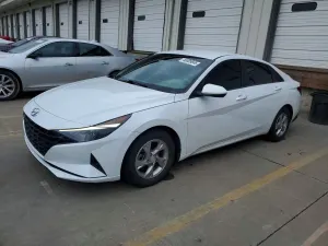 Hyundai Elantra 2.0L 4 2021