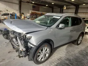 Nissan Rogue 2.5L 4 2016