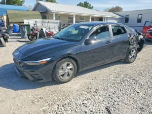 Hyundai Elantra 2.0L 4 2024