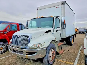 International DuraStar / 4000 6.4L 8 2008