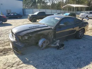 Ford Mustang 3.7L 6 2014