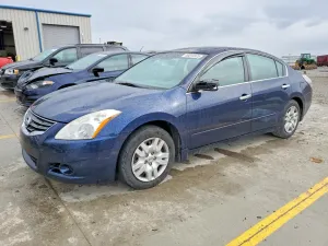 Nissan Altima 2.5L 4 2010