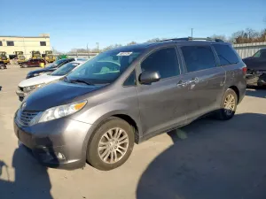 Toyota Sienna 3.5L 6 2017