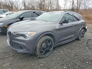 Alfa Romeo Stelvio 2.9L 6 2023