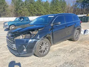 Toyota Highlander 3.5L 6 2018