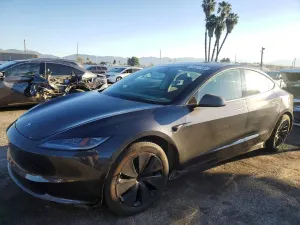Tesla Model 3 2025