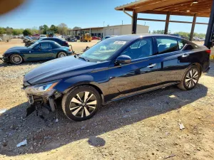 Nissan Altima 2.5L 4 2019