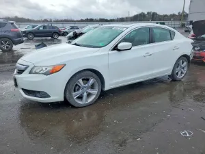 Acura ILX 2.0L 4 2013