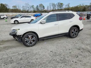 Nissan Rogue 2.5L 4 2020