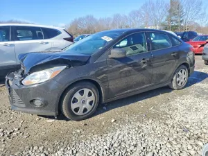 Ford Focus 2.0L 4 2013