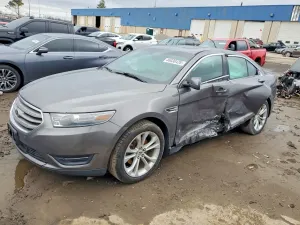 Ford Taurus 3.5L 6 2013