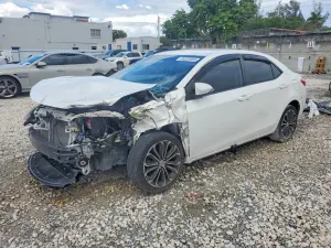 Toyota Corolla 1.8L 4 2015
