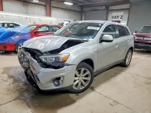 Mitsubishi Outlander 2.0L 4 2015